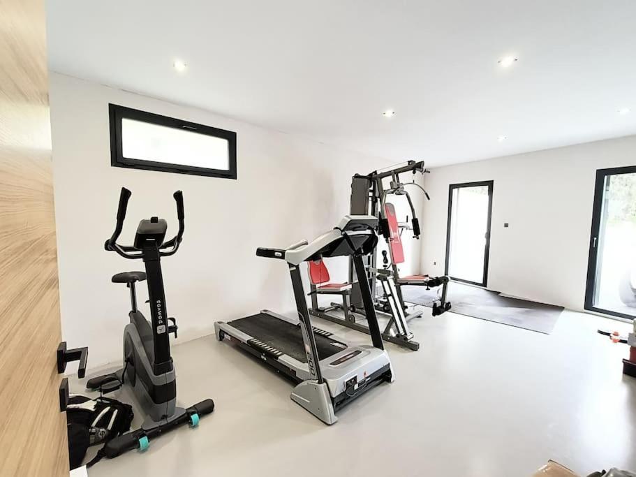 Industrial Luxury Nimes & Arles Vila Beaucaire  Exterior foto